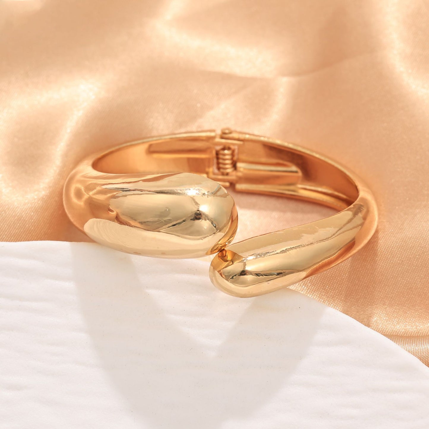 Kaelin Sculptural Irregular Bangle Collection