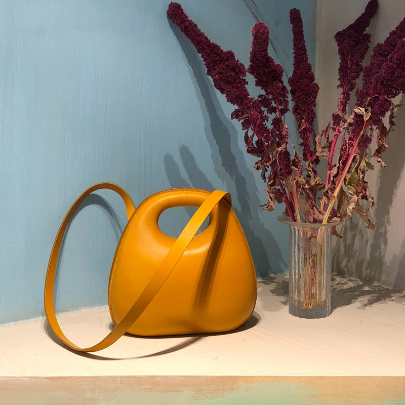 Pebble Ring-Handle Leather Bag