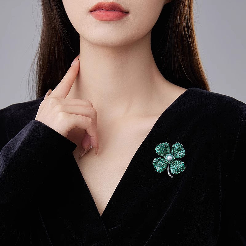 The Lumière Clover | Luxe Floral Gemstone Brooch