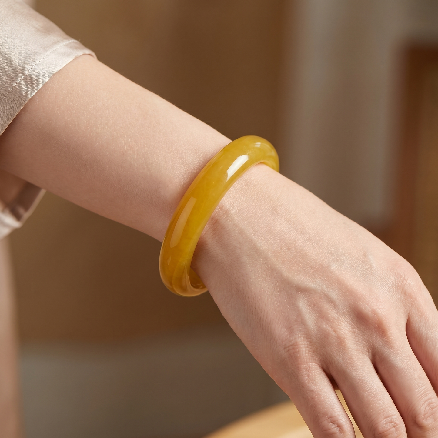 The Honey Serenity | Warm Glow Bangle
